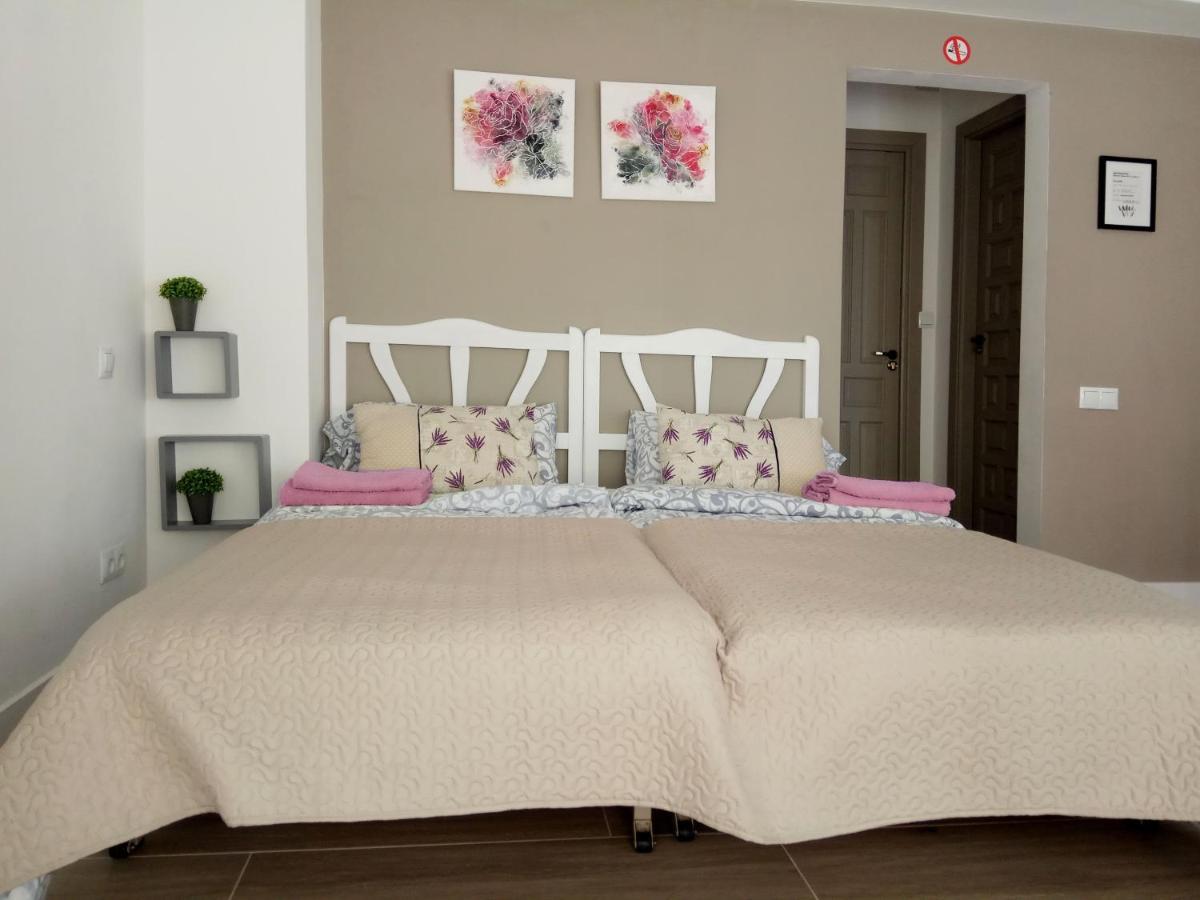 Mini-Apartment Donna Rosa D'Alvadorez Alicante Exteriör bild