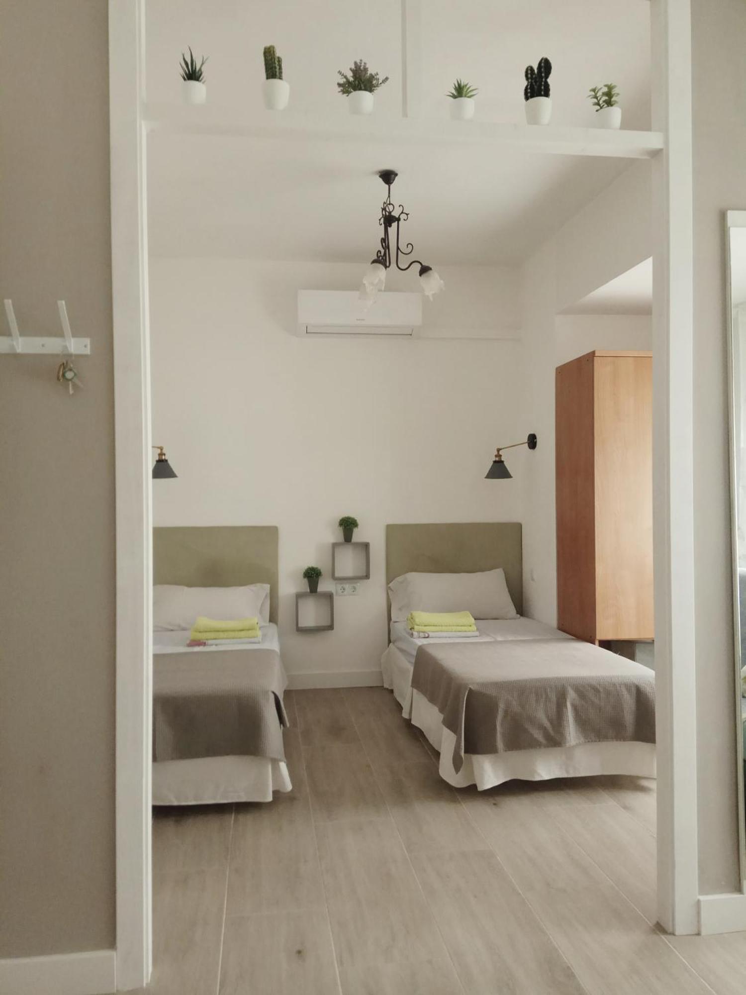 Mini-Apartment Donna Rosa D'Alvadorez Alicante Rum bild